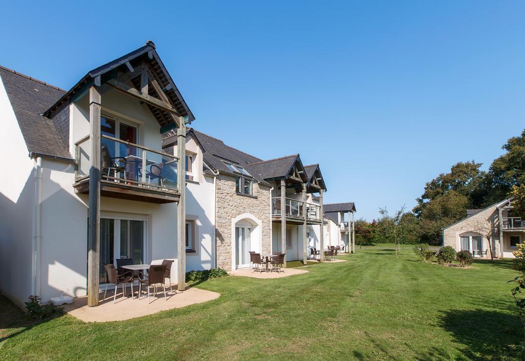 Appartements Les Ormes Epiniac Exterior photo